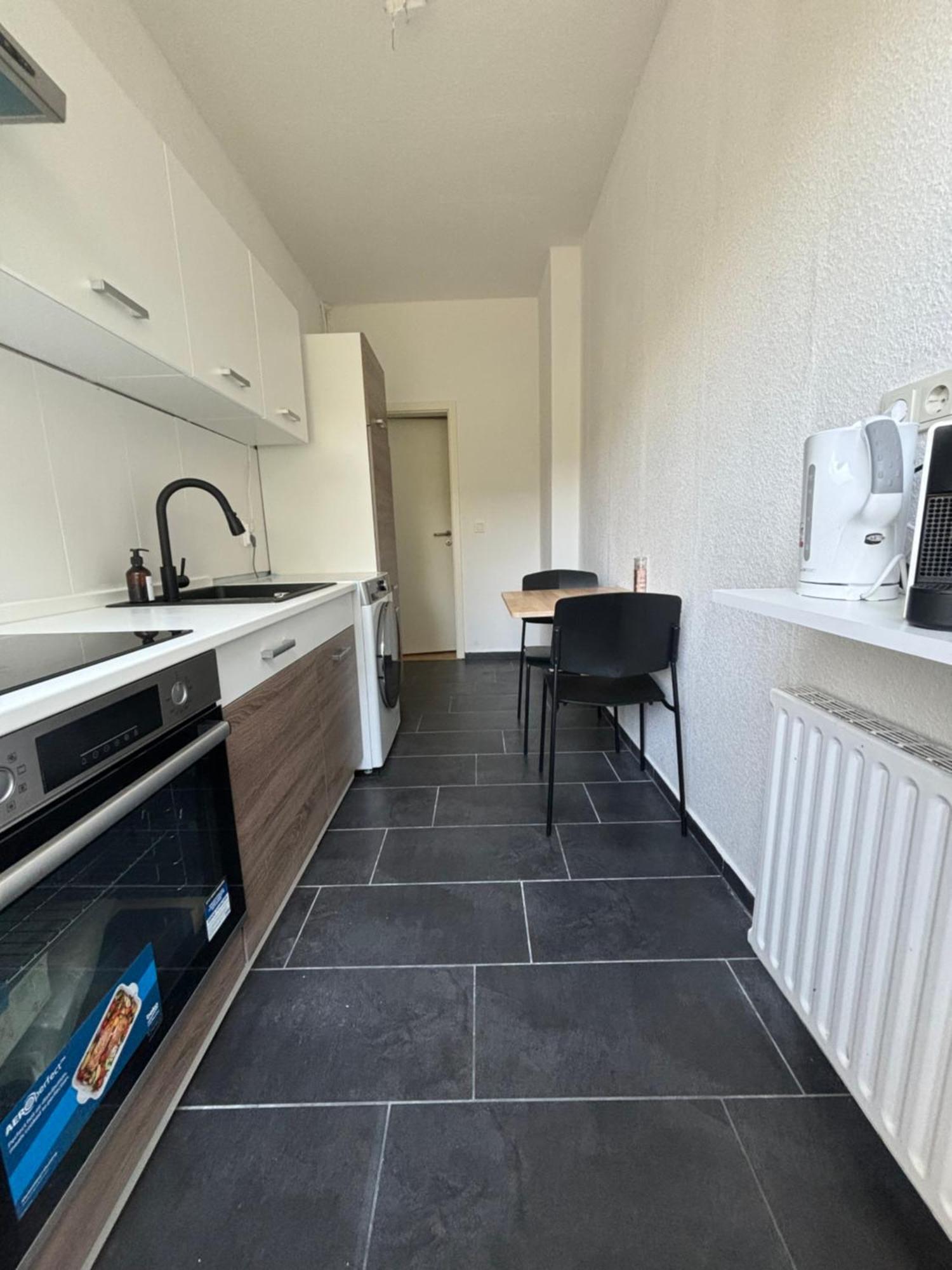Cozy Apartment In Hannover Central Ngoại thất bức ảnh